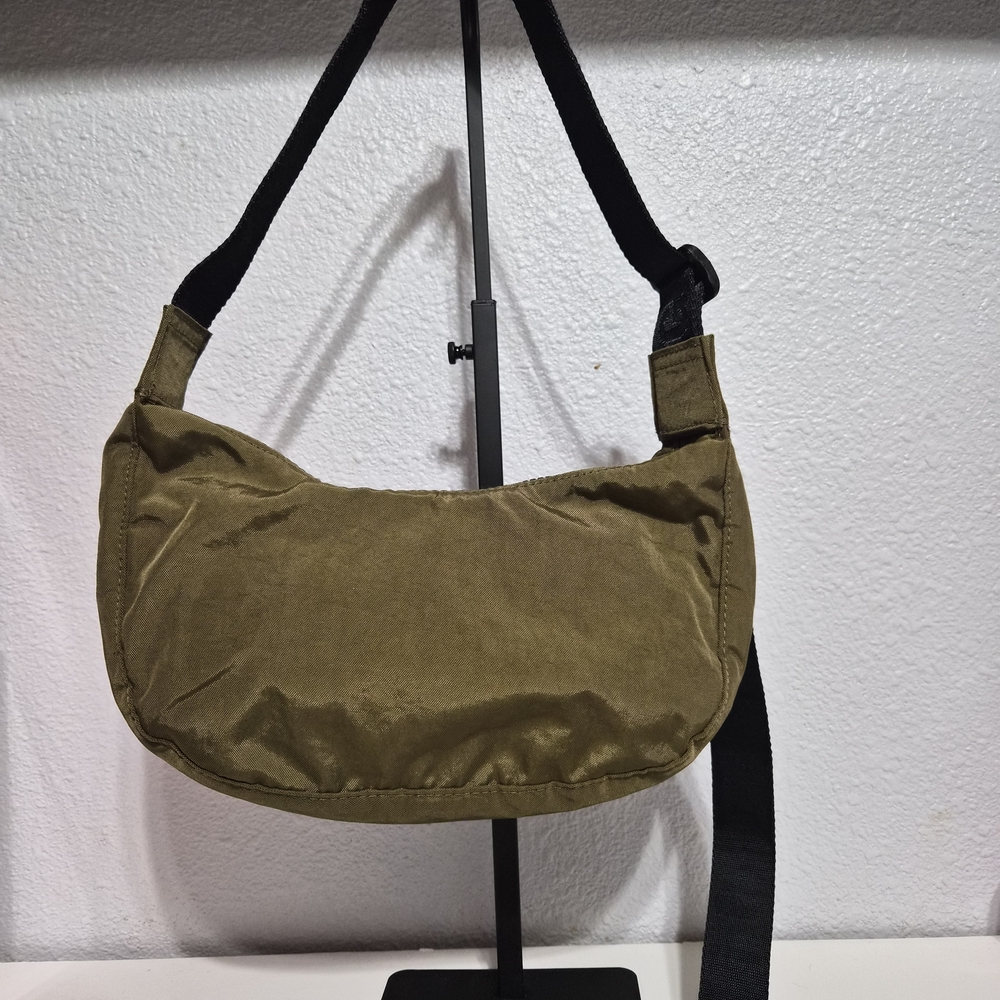 BAGGU Seaweed Small Nylon Crescent Bag NWT